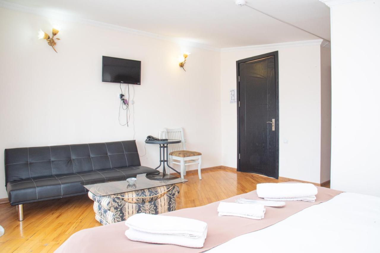 Stay Boutique Avlabari Tbilisi Esterno foto